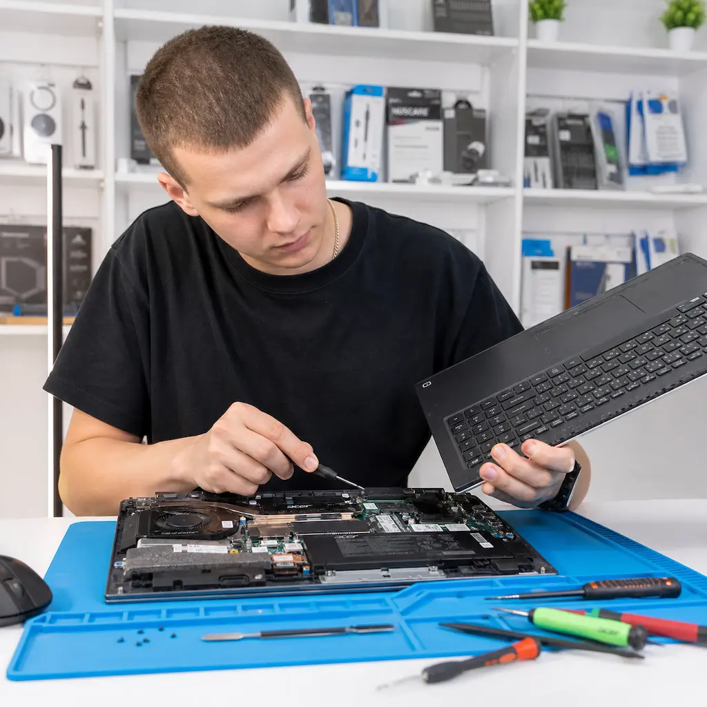 заменить клавиатуру на ноутбуке Acer в Волжском